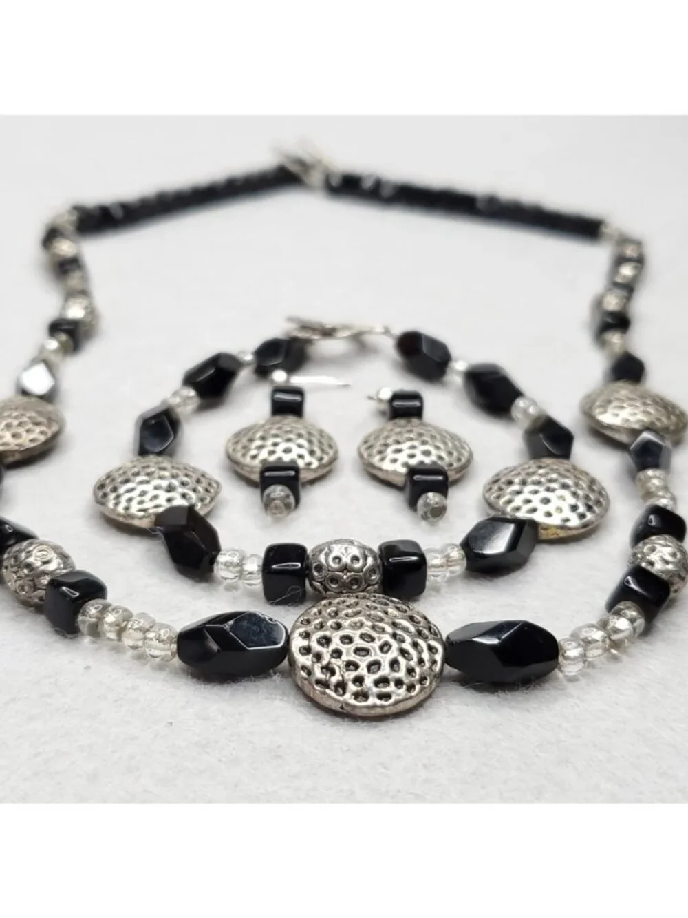 Beaded Necklace Bracelet Earring Set Black Silver Tone 20